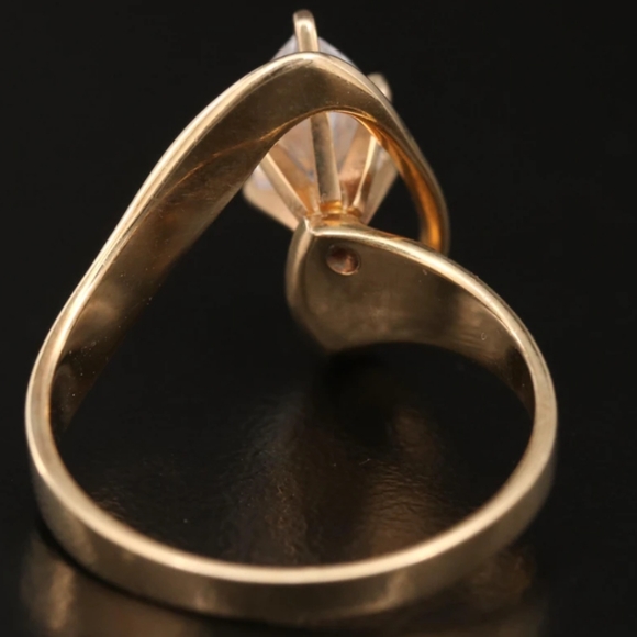 14K Solid Gold Marquise Cubic Zirconia Retro - Picture 3 of 7